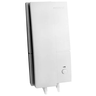 Unifon bezprzewodowy Commax WDP-174LM to nowoczesne urządzenie do komunikacji domowej, wyposażone w elegancki, biały design. Produkt oferuje wygodę użytkowania dzięki bezprzewodowej technologii i intuicyjnemu interfejsowi.